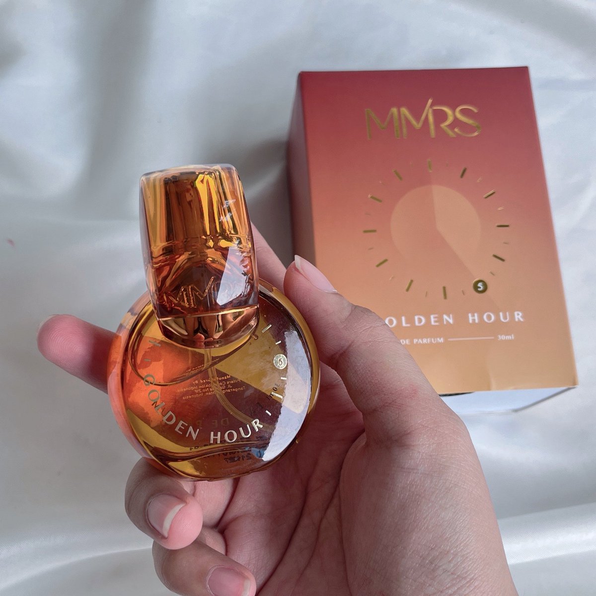 if you want to smell like cewe cewe yang ✨RAPIH, FEMININE, ELEGANT✨

this perfume is for you😍🫵🏻
