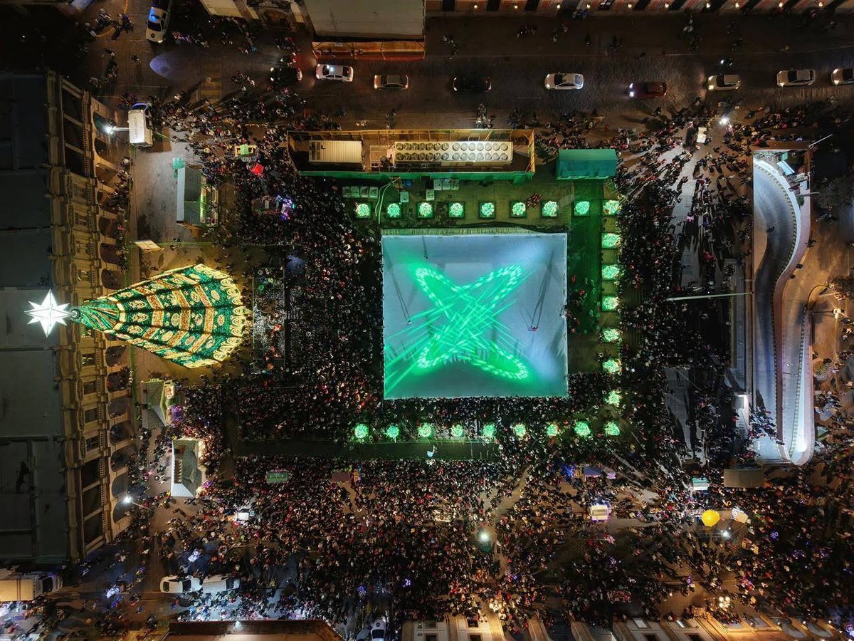 ¡Así comienza la Navidad más verde de todo México, ahijadxs! 💚🎄

Con un lleno espectacular de miles de potosinos que queremos que la esperanza y el amor inunden en cada rincón de nuestro Potosí sin límites.

#PotosíSinLímites #Diciembre #SLP #NavidadVerde
