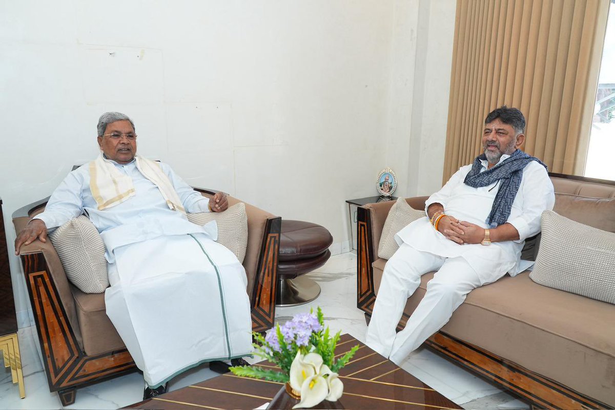 DKShivakumar's tweet image. Hosted the Hon’ble CM for breakfast at my residence today as we reaffirm our commitment to good governance and the continued development of our state under the Congress vision.