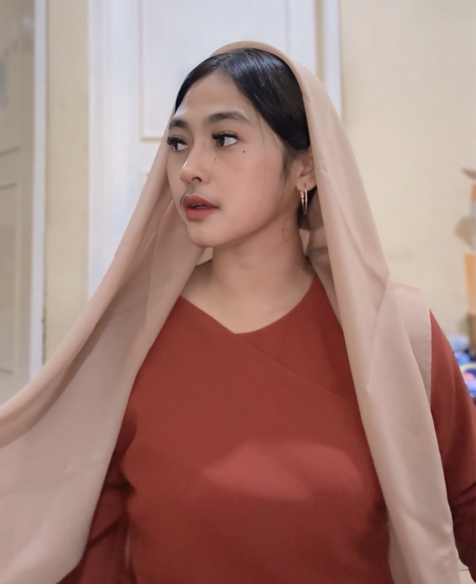 fahzarin's tweet photo. Cowo hyper yg mau ganti oli gratis bisa ke wa 😘
https://t.co/9lkjXdJJ5I https://t.co/7nVNkTw1tQ