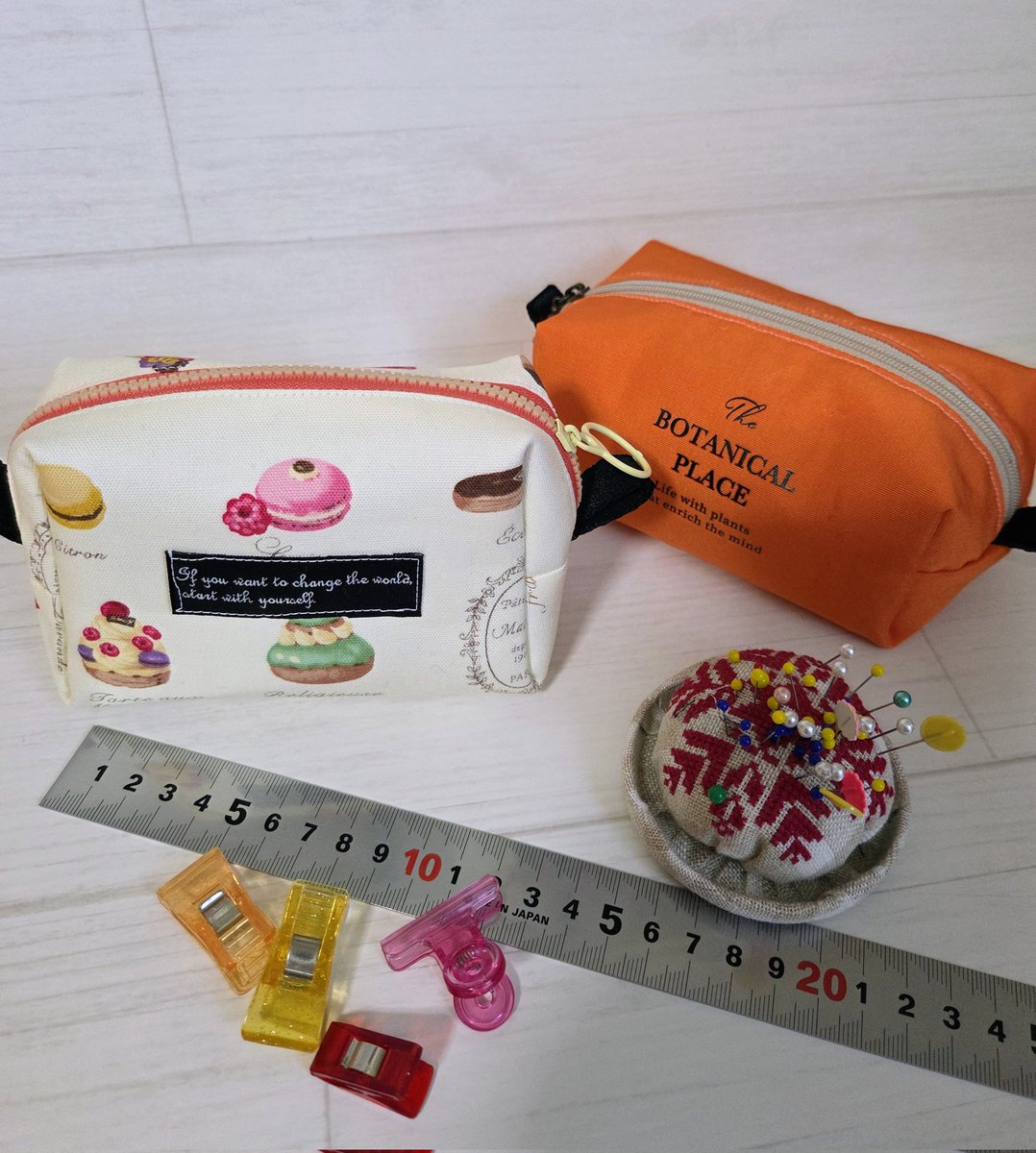 𓂃◌𓈒𓐍 🌞 𓂃𓈒𓏸 こんにちは👋😃 ポーチ👝を作って見ました 試作中