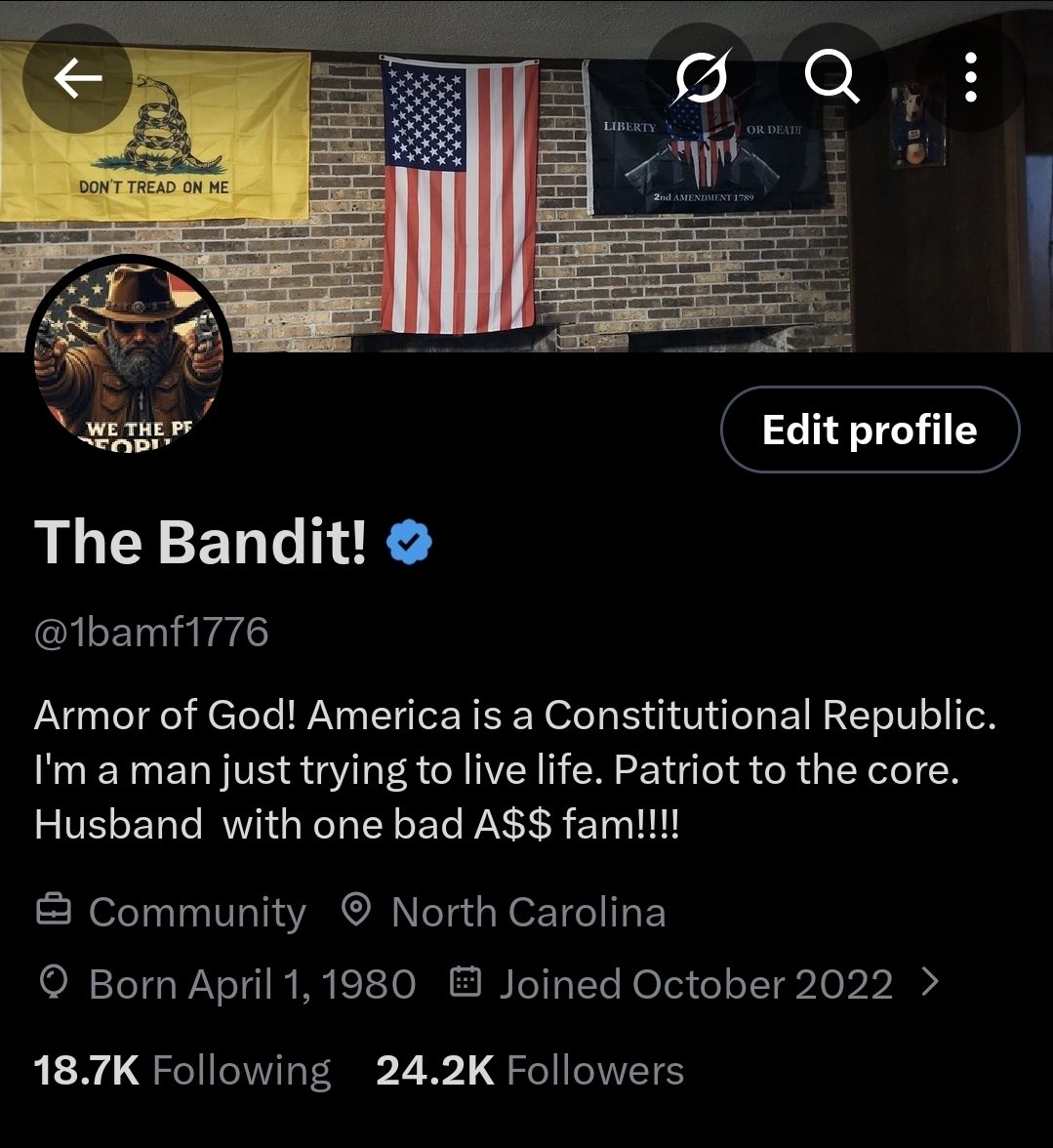 1bamf1776's tweet image. I once thought that having 1 million followers would be cool AF. It turns out that I enjoy talking to regular people like you. We are one on the same. I have a hard time keeping up with us regular folks. Let alone a shit ton of people!