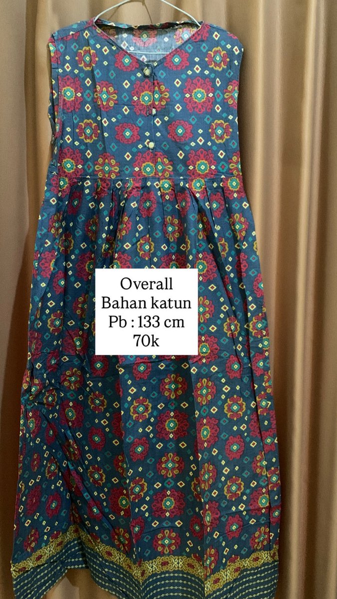 pidilll's tweet photo. Haloo temen2, aku mau preloved beberapa baju yg udh ga pernah dipake. Boleh dm buat detailnya ya. Dom jogja https://t.co/v9ep3XQOeN