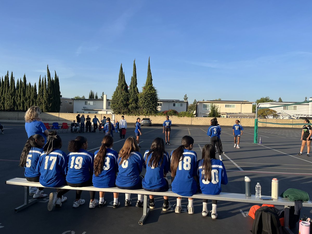 Tetzlaff Academy tweet media