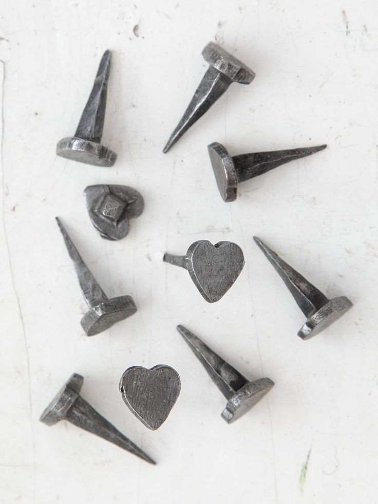StormlightSimp's tweet image. Steel inquisitors but these are their spikes: