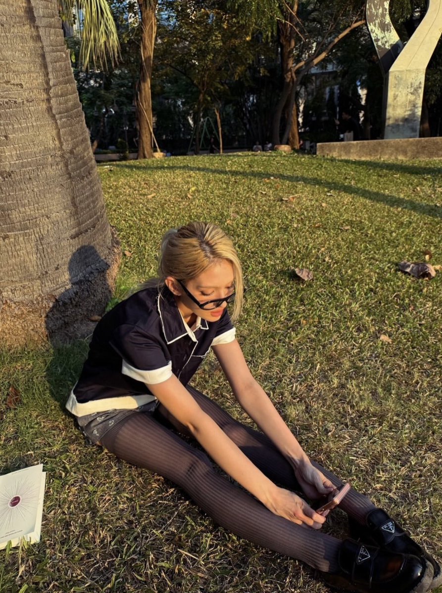 somihourly's tweet image. sunshine