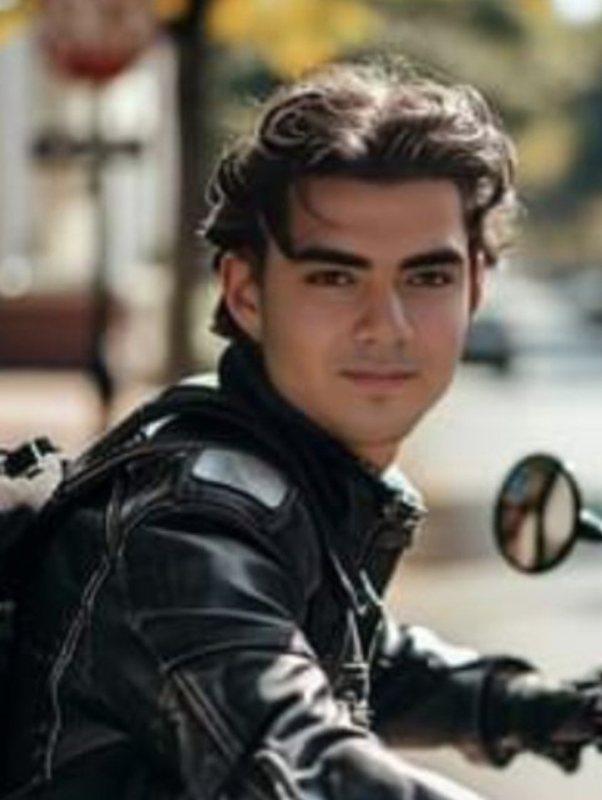 MoneefMonef1's tweet image. لحظه الجيش الي يبي ياخذ الحجاز شبهك كذا 🤔🤔🤔🤔
تصدق لو ينفرد فيك ذكر قطو عري بيحملك
مامتك بتعملك كورن فلكس الصبح وبتحميك 
يبني دنتا عجله صريح 😂😂😂😂