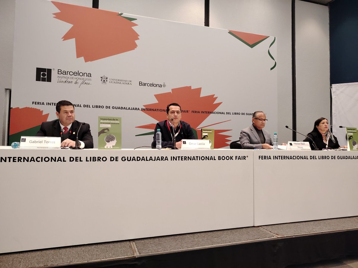 Una presentación muy ilustrativa <a href="/GabrielTorresEs/">Gabriel Torres</a> <a href="/HectorRaulPG/">Héctor Raúl Pérez G.</a> #SoniaSerrano ahora a leer el libro Impactos de la Desinformación en un Mundo Cambiante.