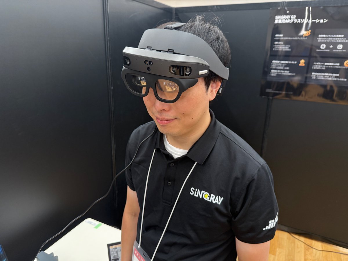 HMS株式会社のブースでは「SiNGRAY G2」を展示中！😎✨

産業特化したARスマートグラスの使い心地ぜひお試しください！

#XRKaigi2025