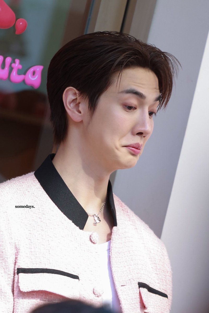 SupportMaxkyRP's tweet image. หล่อทุกรูป ไม่มีแกงเลยค่ะ 

MAXKY X DONUT DISTURB

#BioActivexMaxky #maxky_rp  #แม็กกี้รชต