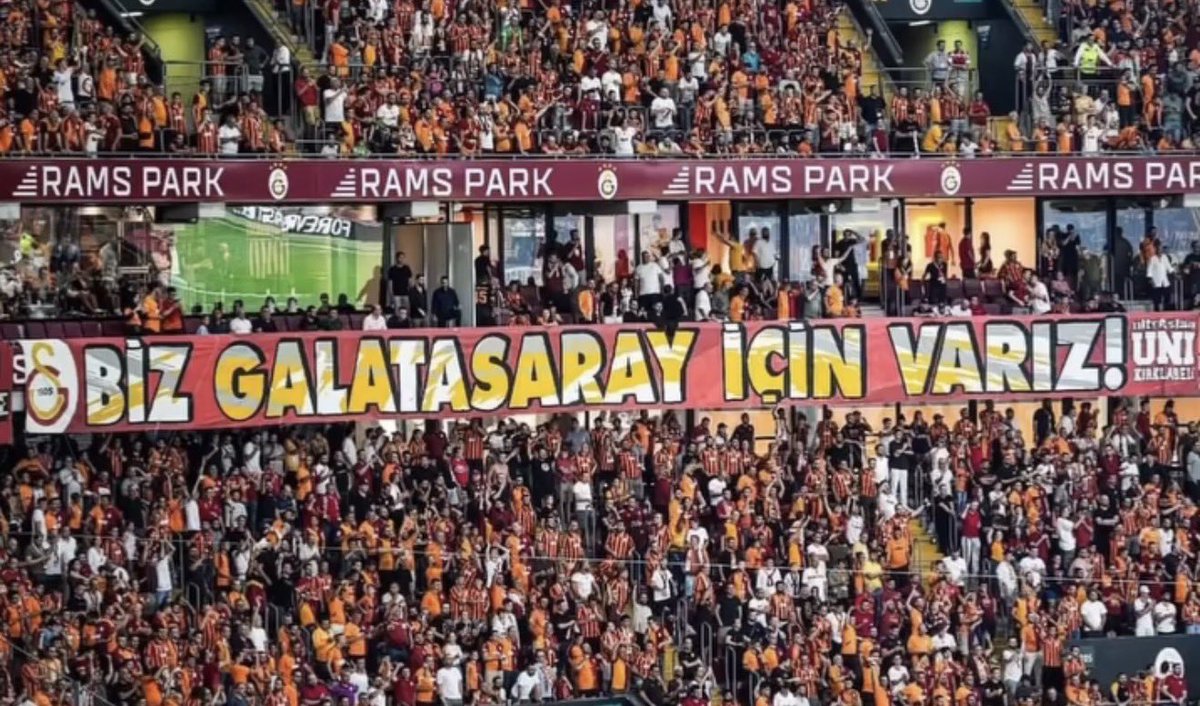 benim yolum bana doğru hiç yolumdan döner miyim…❤️💛🦁