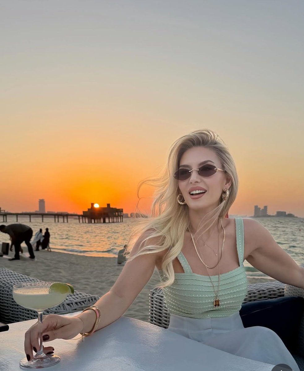 Morning Attendance ✅ 

Say Hlo 👇to interact with active Reply accounts 🤝
Mutual RT 💯