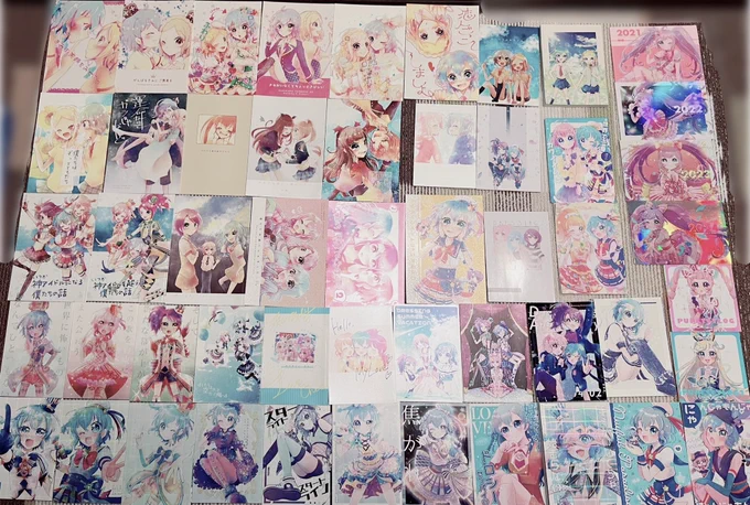 今まで出した本を並べてみた📕 