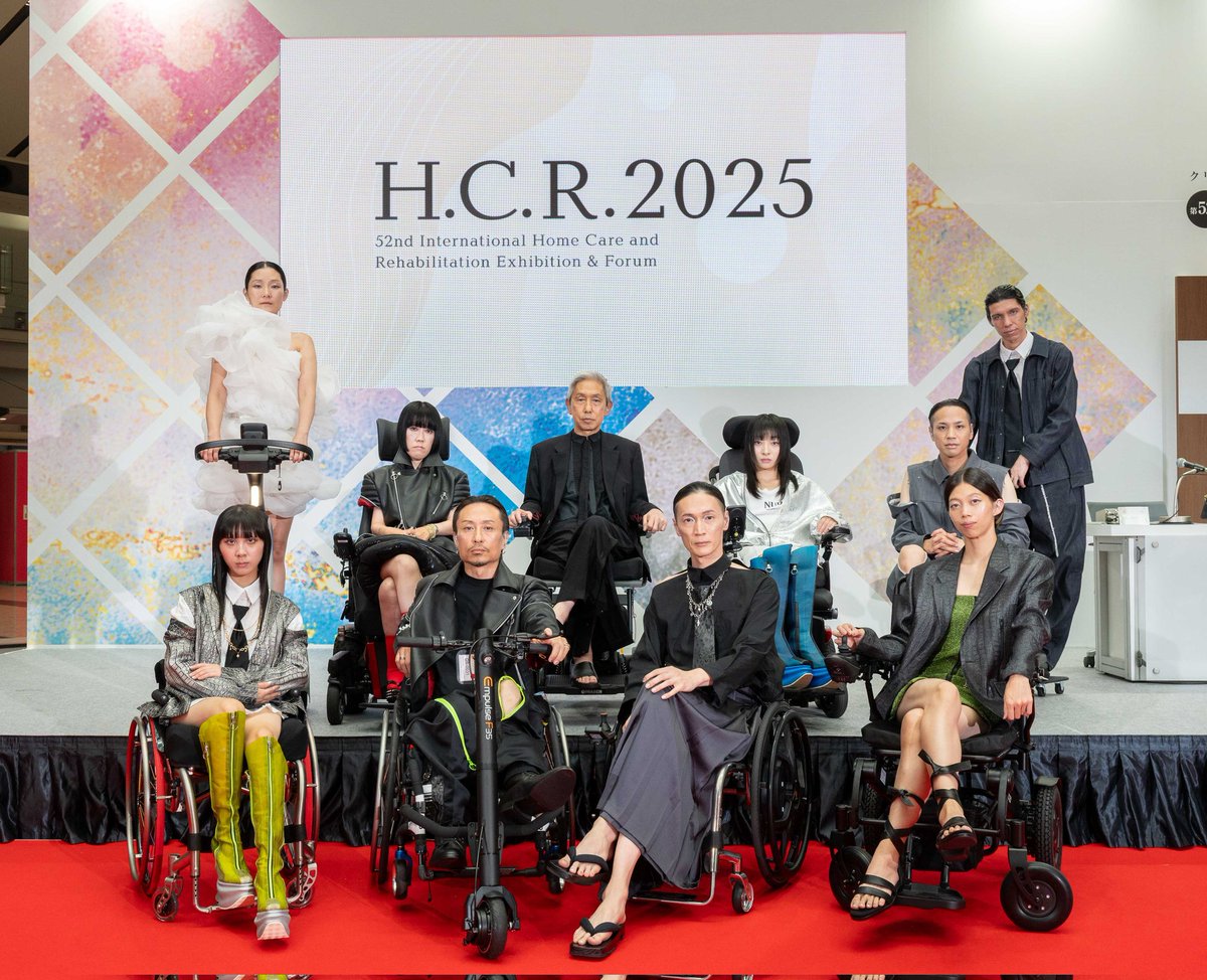 #国際福祉機器展 #HCR2025 
『彩 -Color your life-』
先日行われた３日間のランウェイショーの様子が公開中です！
youtu.be/5J3GB8yfZyg
youtu.be/z2bNGAPNaV0
youtu.be/fjnSfFdui2c
３日目にゲスト出演したラジオの映像も載っています、ぜひご覧下さい♪
画像：保健福祉広報協会より提供