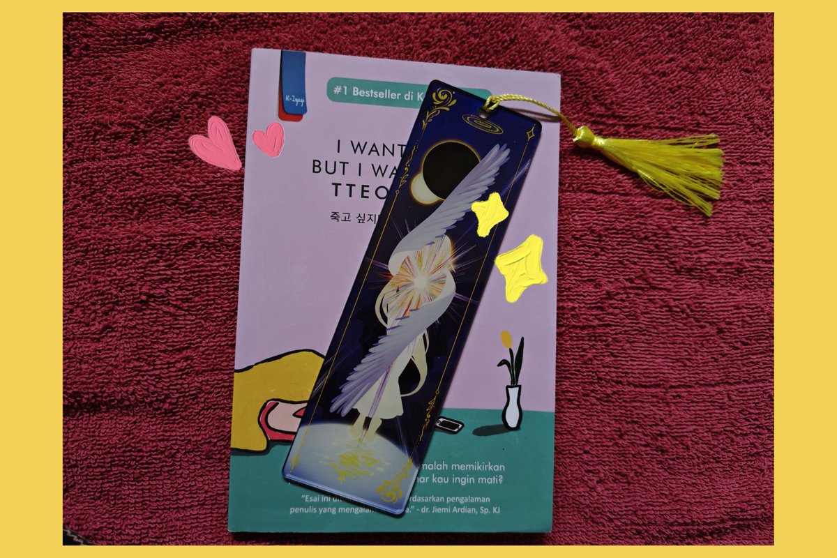 <a href="/nizuut/">nis💥 working on comms</a> <a href="/nthndn/">Nathan🏇|MOTIONIME M-7</a> <a href="/113rii/">rii | comms open</a> <a href="/lunarscence_/">arin</a> <a href="/cheereatives/">Cheer 🍏 PO OPEN! Chibicon M5</a> <a href="/talthtale/">tal tel | 💝 ych comm 📌</a> <a href="/nadjarasp/">𝐧𝐚𝐝 ☼ (packing & ✍🏼 c0mms)</a> <a href="/xogieve/">Gi✦</a> <a href="/itkwew/">𝙺𝚆𝙴𝚆 🌟</a> <a href="/xikimaru/">Xikimaru</a> <a href="/naiutical/">naiu</a> <a href="/siangosan/">SiaN✨| 📦 Packing PO 2 CF21</a> <a href="/fiqasso/">Fiqa 🍄 CF21 • O-07 🍄 Vgen</a> <a href="/chb0n113/">ABON 🦋 mail order production</a> <a href="/linlye_merch/">Linlye ꒰ᐢ. .ᐢ꒱ 📌 Mail Order | Doumini B31 🌱</a> <a href="/kotakmicin/">Nada🌸-rest✨</a> <a href="/alatuskong/">carlisto • soon</a> <a href="/n_and_ap/">🐺🍖</a> <a href="/mutiswan_/">kang rajut dan kang cosrent</a> <a href="/deuce_minus/">tea🍉 || packing orders</a> Ke-18, aku dapat bookmark dan stiker cantik dari kak Arainre, makasih banyak kak ♡♡♡ (yg ini agak lucu soalnya barang kita ketuker tapi sama-sama cantik isinya jadi rasanya kaya gacha) x.com/arainre/status…