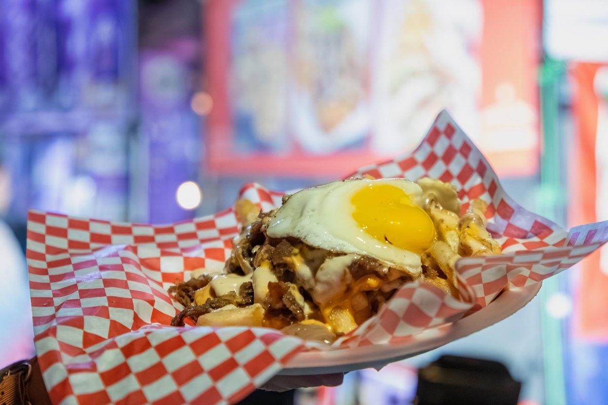 GPEC's tweet image. What an incredible weekend at AZ&apos;s first AAPI music festival! 🎸 

The @AZAsianChamber &amp;amp; WAV Collective (WAVCO) event truly showcased the creativity, talent &amp;amp; community spirit that make #GreaterPHX so vibrant. #AAPI #Community #Culture #PHXEvents