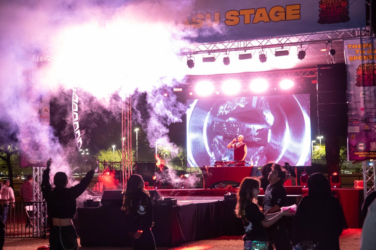 GPEC's tweet image. What an incredible weekend at AZ&apos;s first AAPI music festival! 🎸 

The @AZAsianChamber &amp;amp; WAV Collective (WAVCO) event truly showcased the creativity, talent &amp;amp; community spirit that make #GreaterPHX so vibrant. #AAPI #Community #Culture #PHXEvents