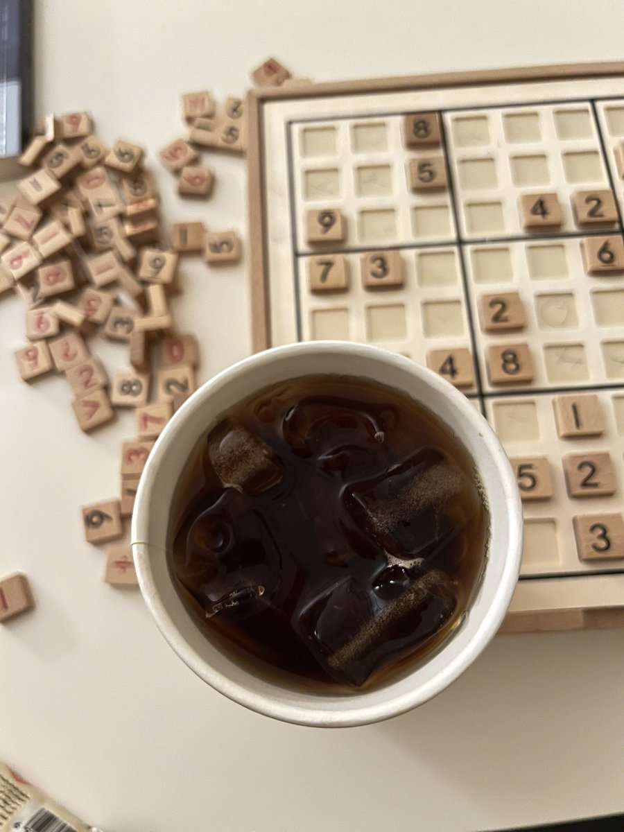 ميزة حبي للشتاء :

تقوم بدري مصحصح وتروقققق على رواق  >> حمدلله ✨