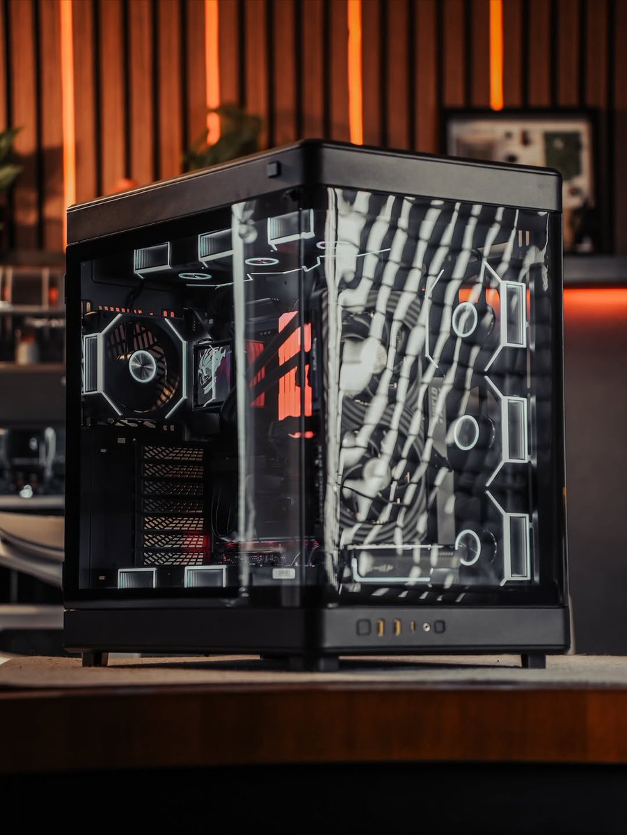 XPCMTeam's tweet image. PC build by @tech_raptor (IG) using Gamdias NESO P1 Pro chassis 

#GAMDIAS #PCgaming #PCbuilds #PCCase #NESO #PRO #PCFans #ProDominationBegins #PCmasterrace #PWRDbyGamdias #pcbuild #pcsetup #pcmodding #gamingpc #custompc #xpcm