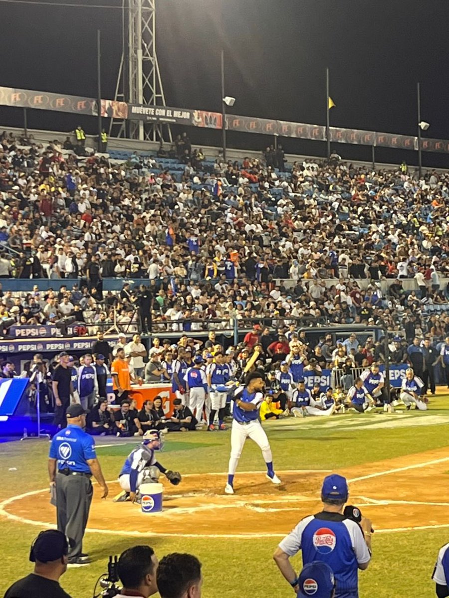 ¡SIGUEN LOS BATAZOS! 

😎 #9 Jackson Chourio 
⚾️ Jonrones vacilados: 12

#FestivalJonrónPepsi