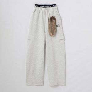shimapatobu's tweet photo. しまむら『STUDIO GILFY(ギルフィー)』コラボ!冬服が2025年12月2日(水)より新発売!品番、種類まとめ!
https://t.co/qzcDGBb3OM
#GILFY #ギルフィー
#しまむら #しまパト #しまむらコラボ https://t.co/GEGPIvXT0K