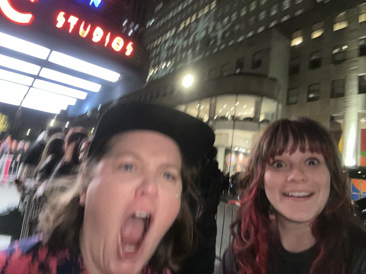 cecilyskeen's tweet image. Me ‘n Barb, if u even care #DMVCBS