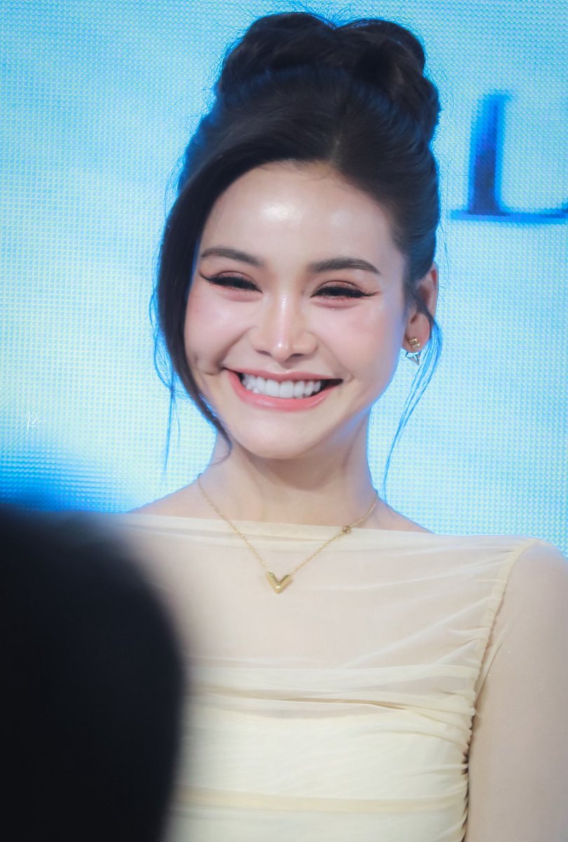 สดชื่นสดใสทั้งวันเลยน๊าาาอิงอิง

SPARKLING STAR ENGFA02
#อิงฟ้ามหาชน #อิงฟ้าวราหะ 
<a href="/EWaraha/">Engfa Waraha (ตัวจริง)</a>