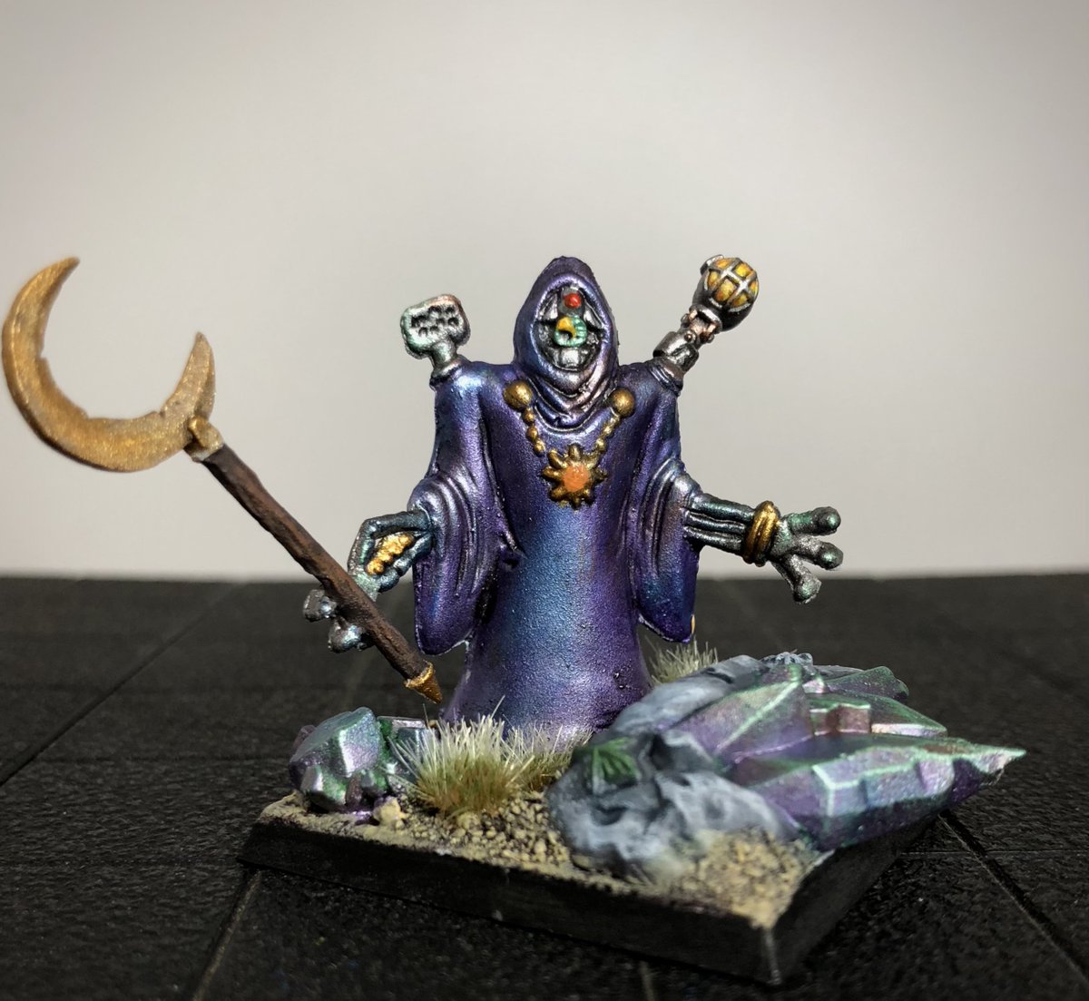 ネクロスの要塞 メカロス （第2弾） 今年最後の塗装作として披露するの