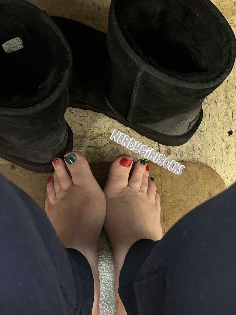 NerdyGirlSocks tweet media