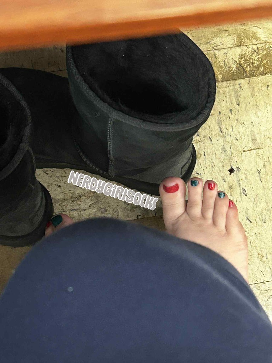 NerdyGirlSocks tweet media