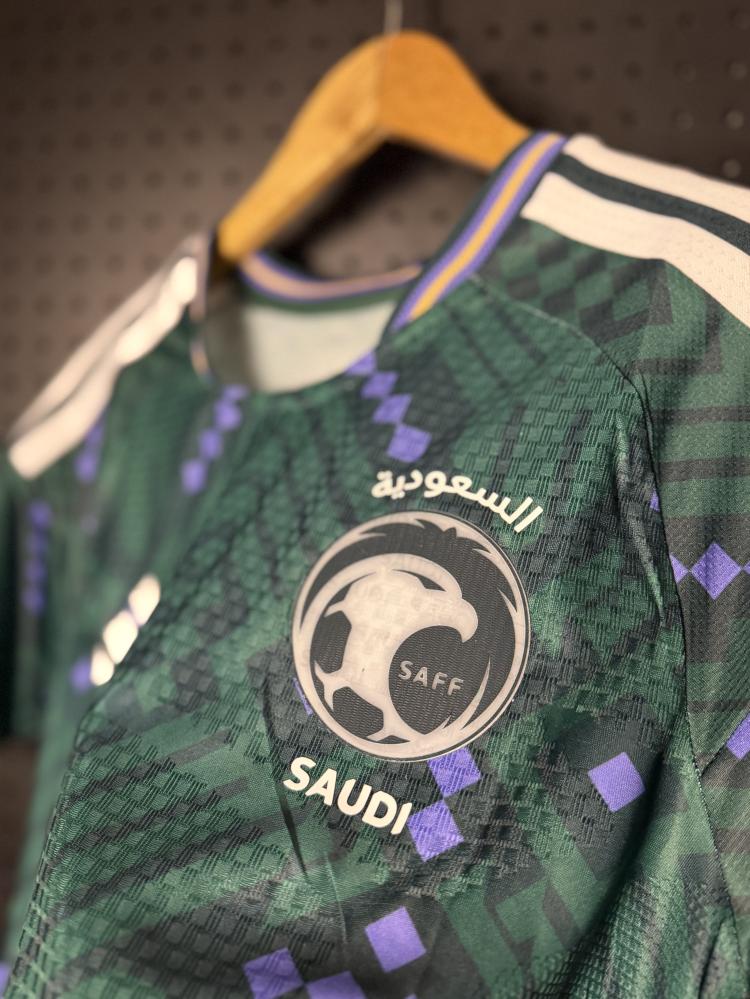 توفرر
129 فقطط شامل الشحن😍🔥