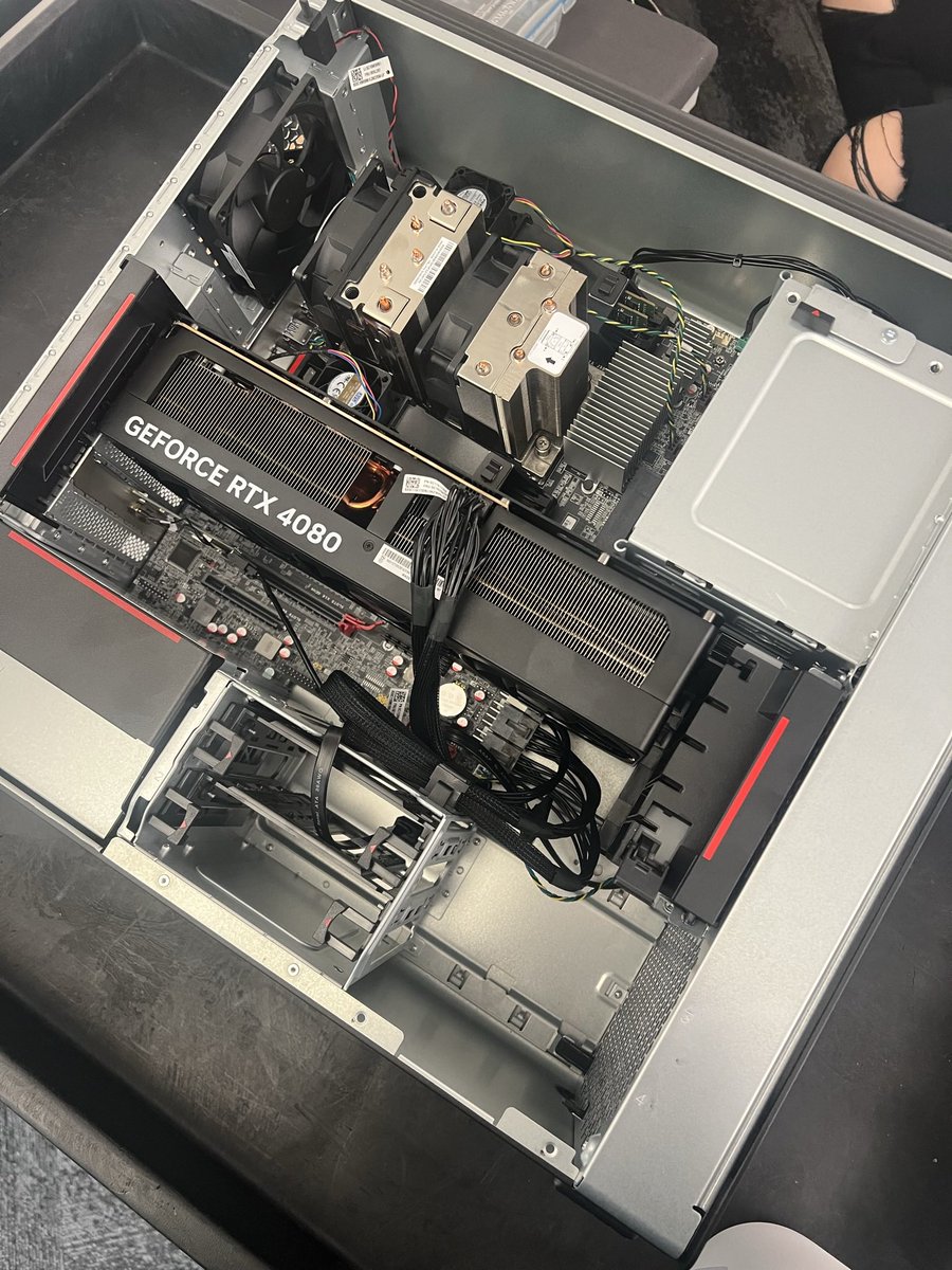 springwatrpapi's tweet image. 256 under them fans