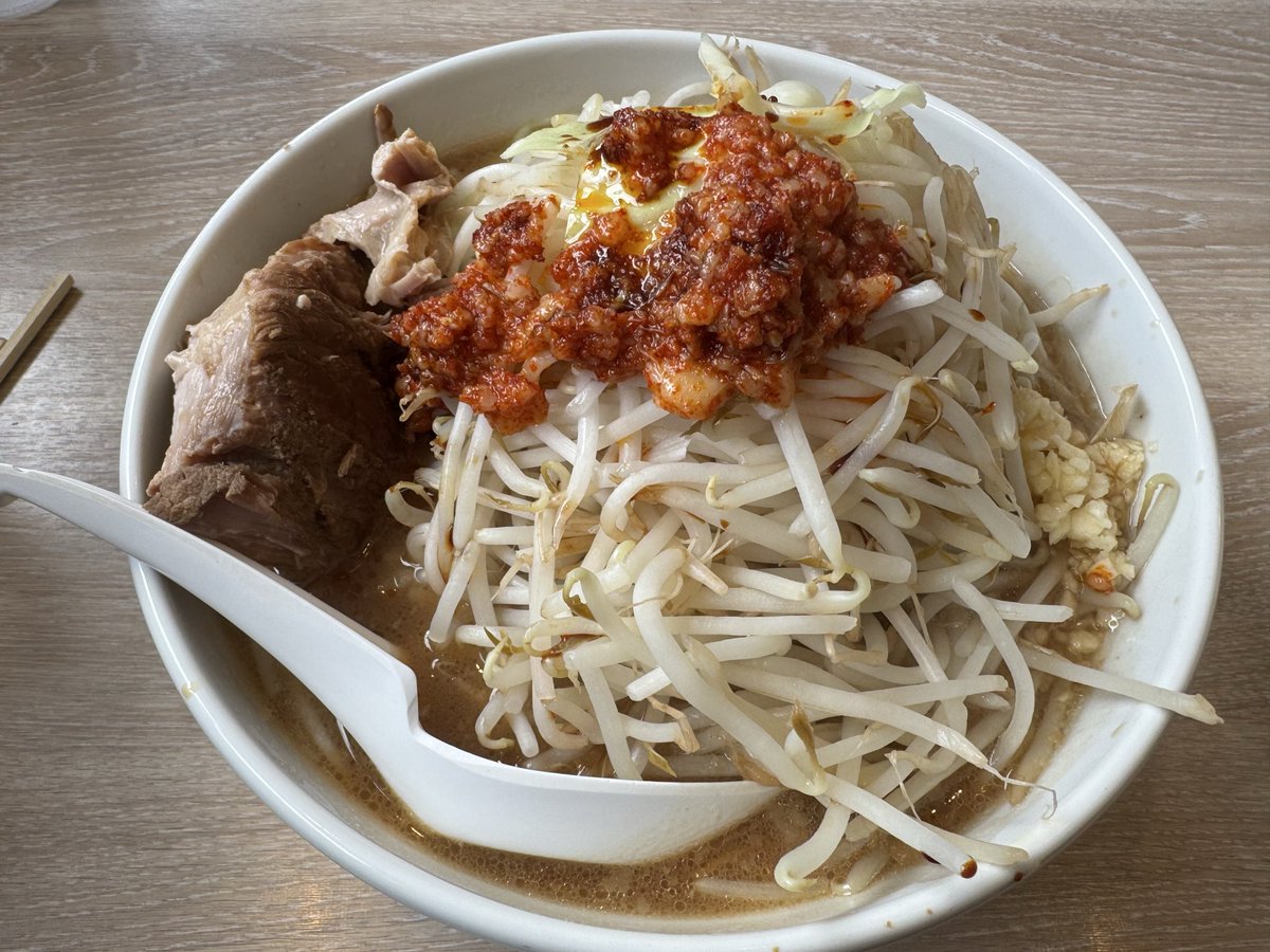 rrksn_'s tweet photo. 最近食べたもの達、
二郎系うまかった。食べたい。
🦪好きだけど絶対当たるけん悔しい。 https://t.co/a4cOmKXc4c