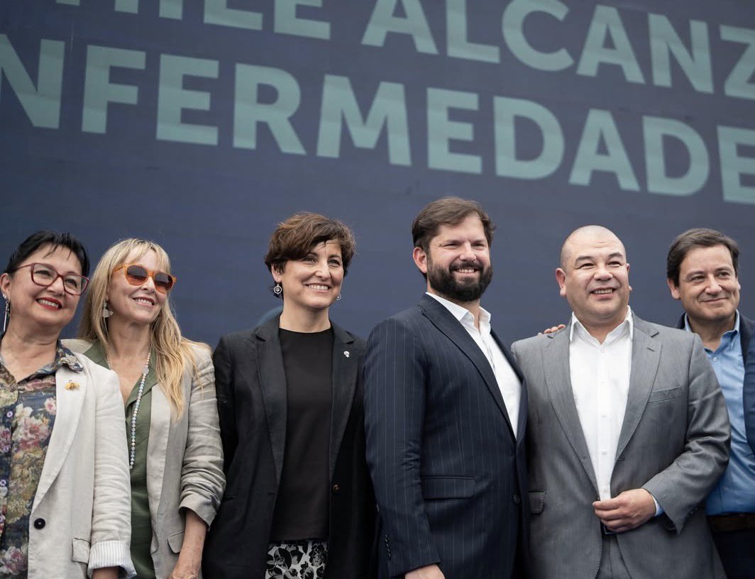 El Gobierno del Presidente <a href="/GabrielBoric/">Gabriel Boric Font</a> cumple! El día de hoy alcanzamos 90 patologías cubiertas por el sistema, ampliando derechos y garantizando acceso a tratamientos que sí marcan la diferencia. Cuando la salud avanza, avanza Chile. #SaludEsPrioridad