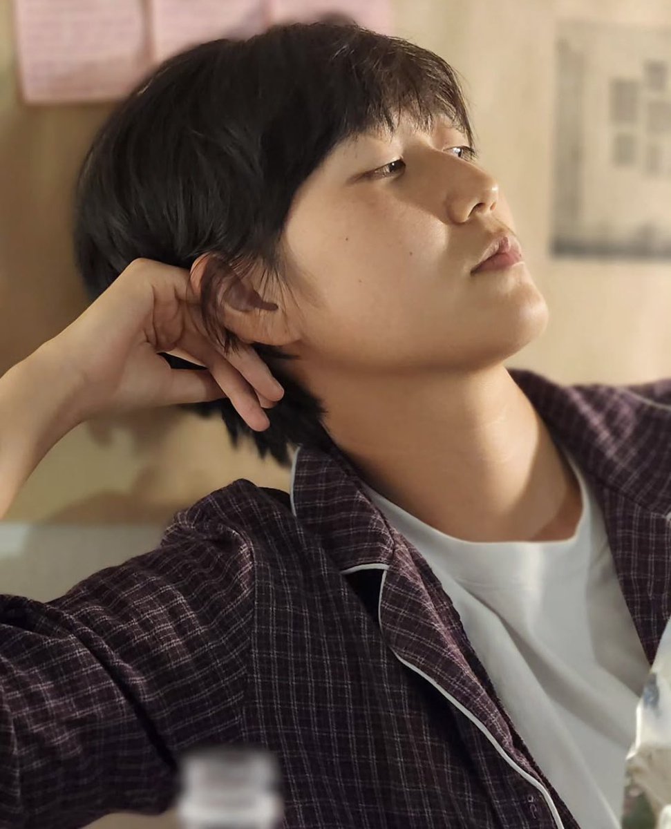 수상할 정도로 여친짤에 재능이넘치는.. 람떤여자