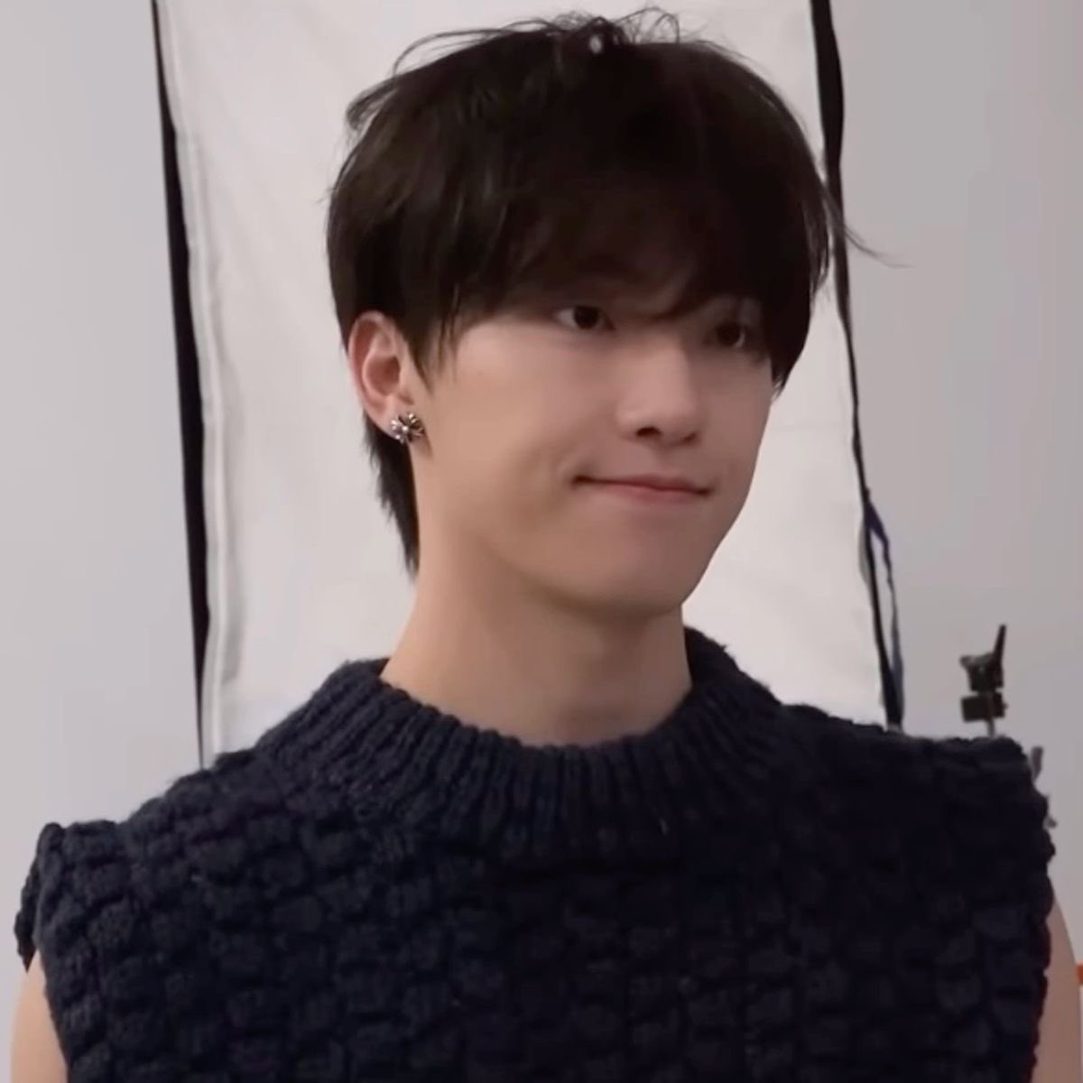 i love when he ◠ ̫◠