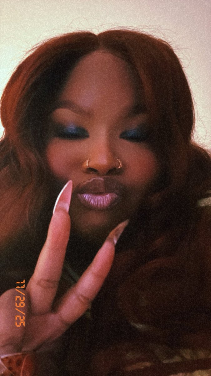 _MakeupINSANITY's tweet photo. 32 🎈🎉 https://t.co/ouUwKBXt3Z