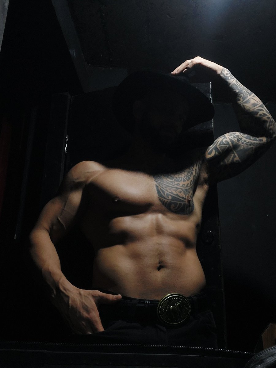 Chamaaa lá BBZADAAA ❤️‍🔥 ONLYFANS.COM/LEOTITO #Onlyfans #privacy Privacy.com.br/leotito #model #COWBOY