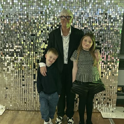 sandy_davies's tweet photo. #NewProfilePic https://t.co/tT5CFmIB2I