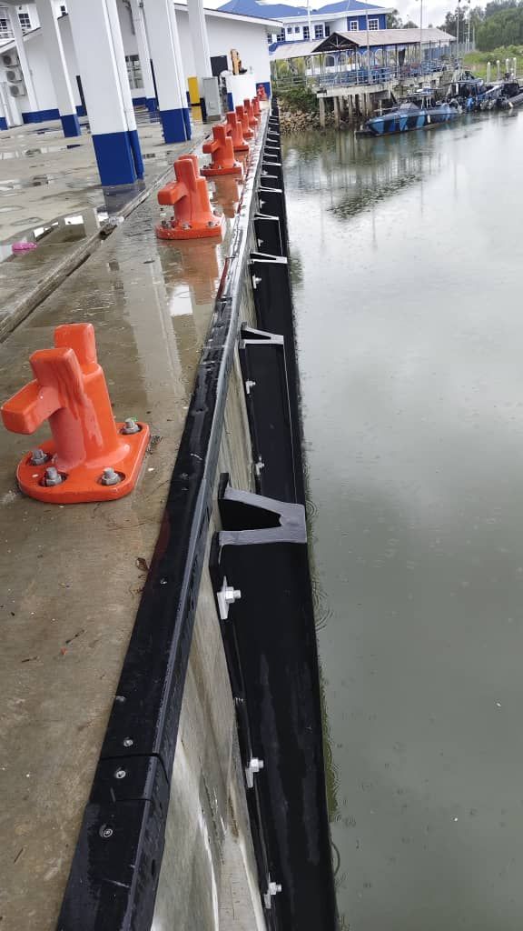 ESCPileSteel's tweet photo. Strengthen your port safety and efficiency — connect with ESC today
Malaysia
✉️ chanhonkit@escpile.com
📞+6012 428 5759
🌐 https://t.co/kNBcLPDX1B
Indonesia
✉️ zulfan@escpile.com
📞+62 21 83709257
🌐 https://t.co/9h1heNkZib
#ESCMarineSolutions #FenderSystems #BollardTechnology https://t.co/E6DQFxfJZR
