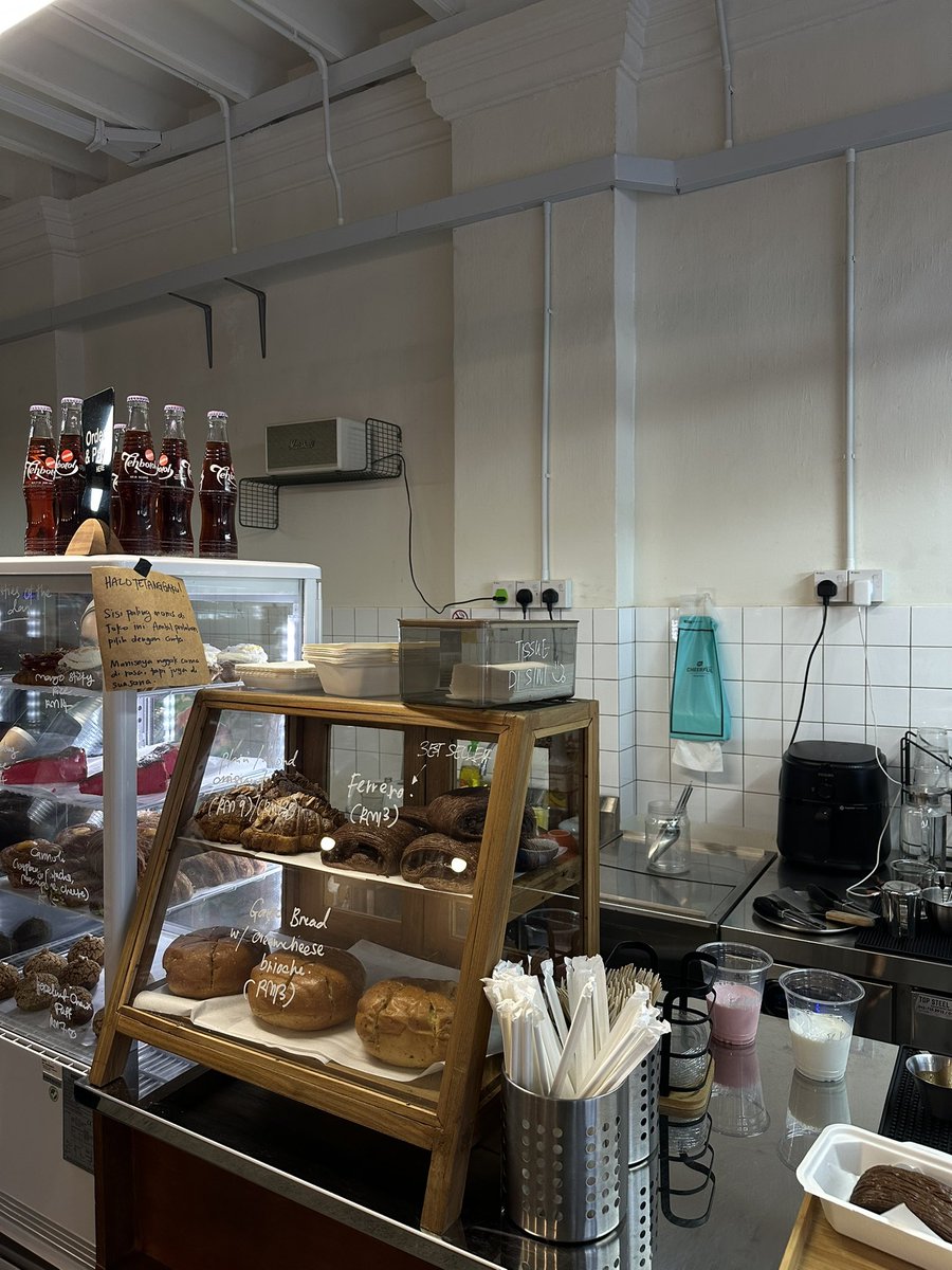 Iwanqais tweet media