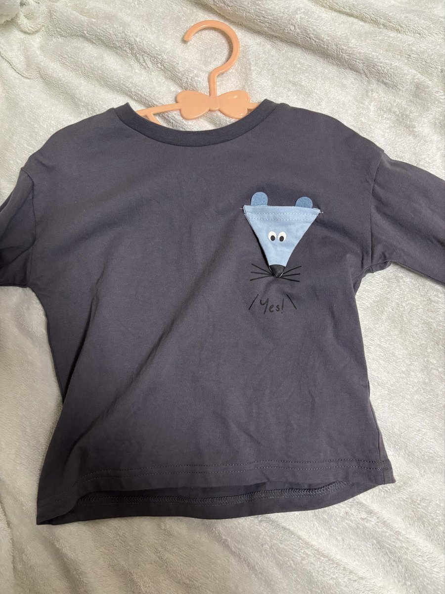 バースデイでたまたま見つけた服のネズミ部分可愛すぎでは