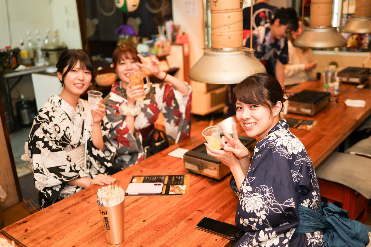 ひるらじ火曜日は
テーマ「ギャップ」でお届けします！！12時よりFMぎのわんにて生放送★

なんかなんか今日
暑くないですか？！！！