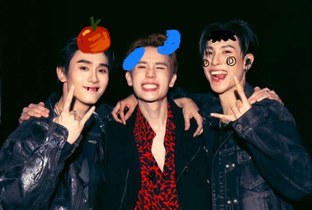 BWMypower's tweet image. ฟ้อก                 เชี่ยน                 โม่
                🍅                  🥑                     🥧
       เหมือนเป๊ะ5555 เพื่อนกานนนนนนนนน
   #kasibook      #jimmyyjp       #junniorrs 
   #TOMAFOX  #AVOCEAN     #JUMMO
