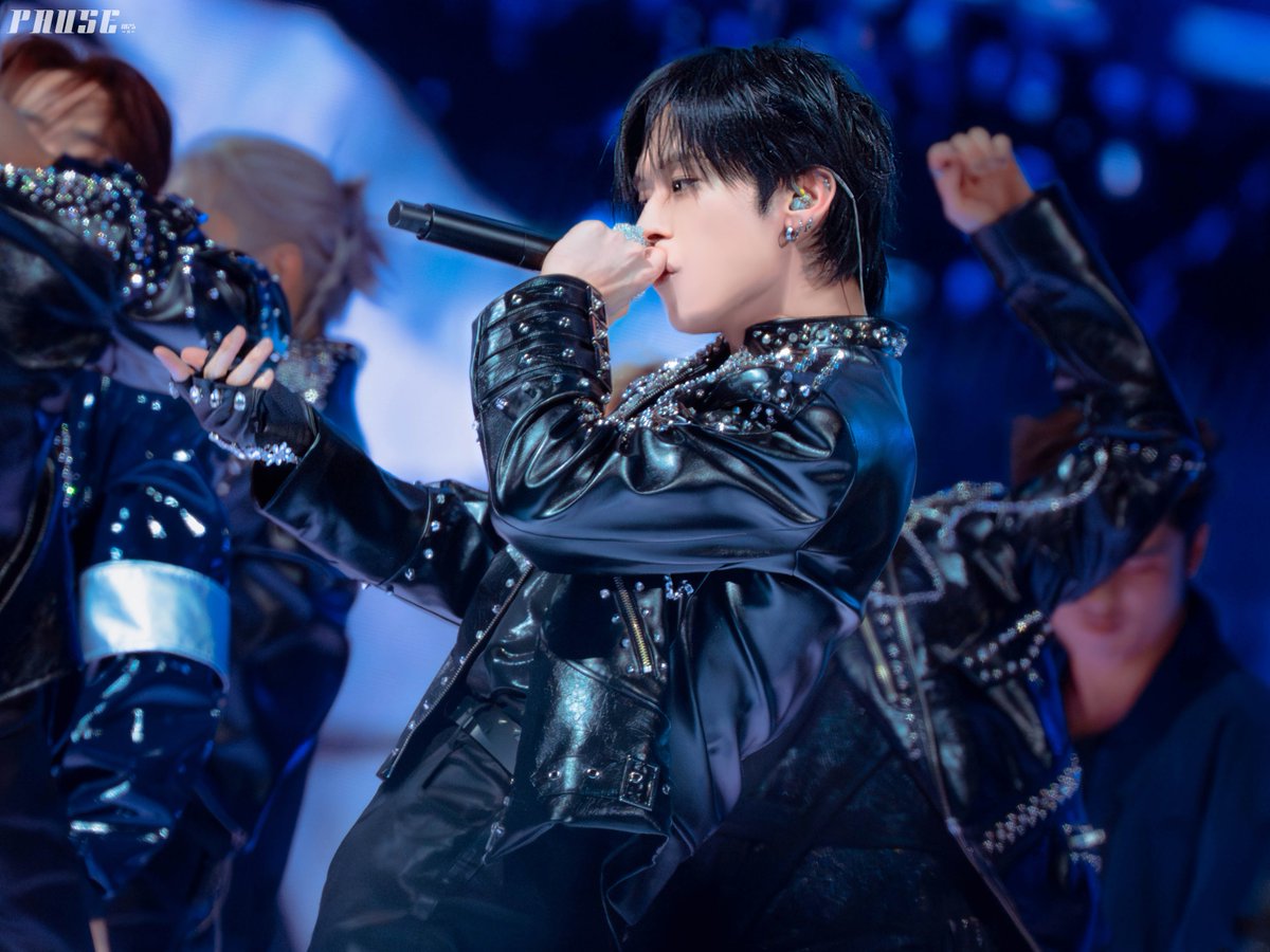 ♡リノ♡ Gorgeous ❤️‍🔥 #LeeKnow #리노 #リノ #StrayKids