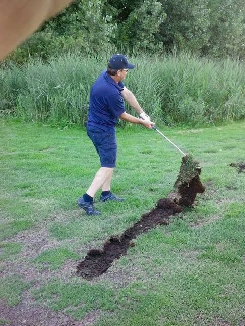 YoungHoe Koo golfing: