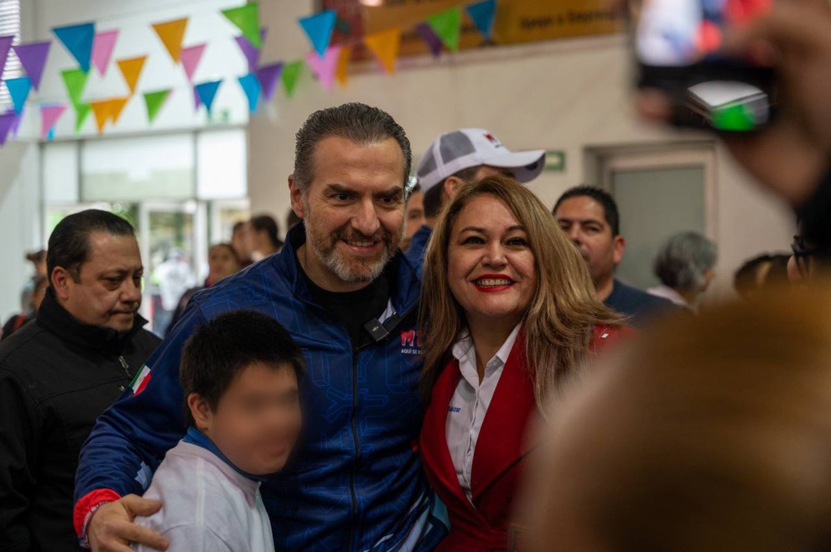 Adrián de la Garza tweet media