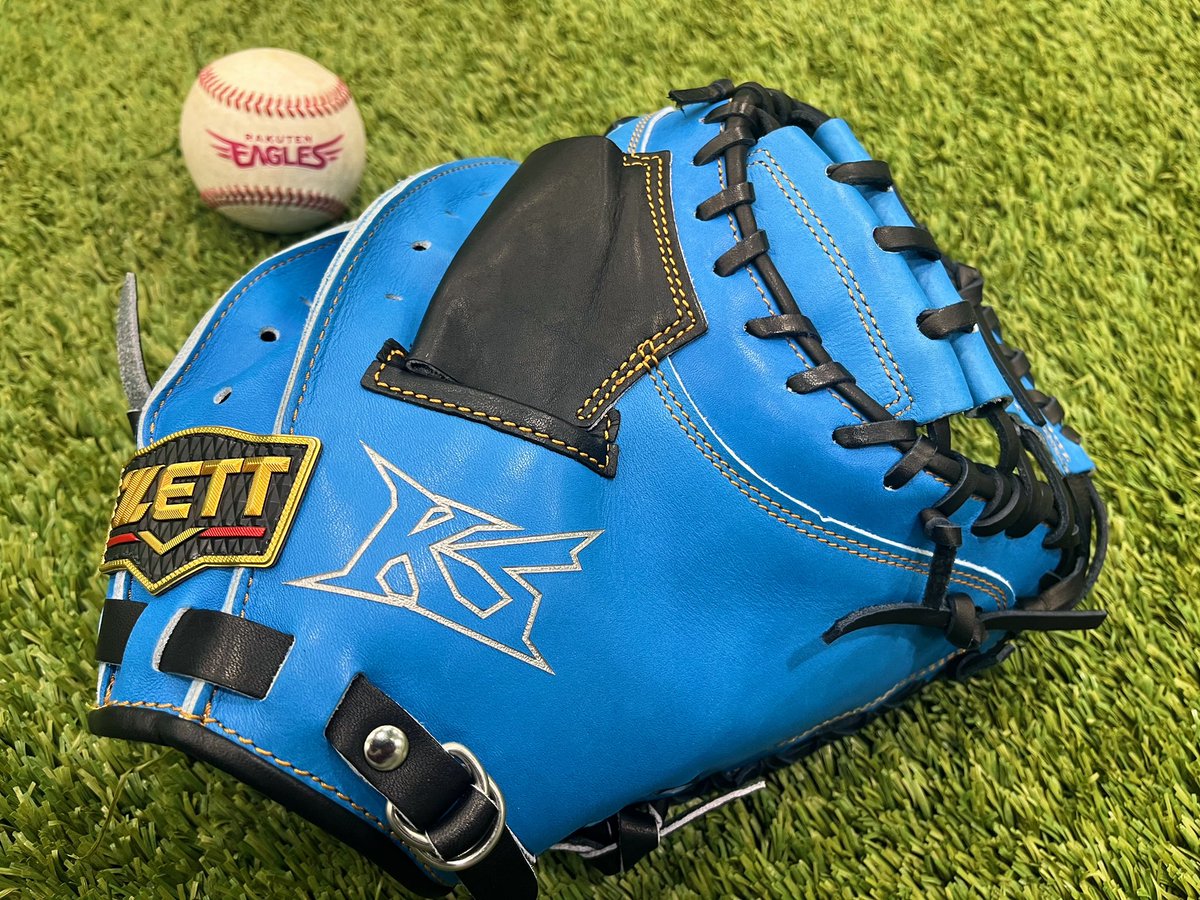ko_s0116's tweet image. New Mitt.🩵

型付けはキャッチング練習も兼ねてマシンキャッチで🔨

#ZETT #PROSTATUS #KS #東北楽天ゴールデンイーグルス #楽天イーグルスアカデミー #楽天モバイル最強パーク宮城 #😷