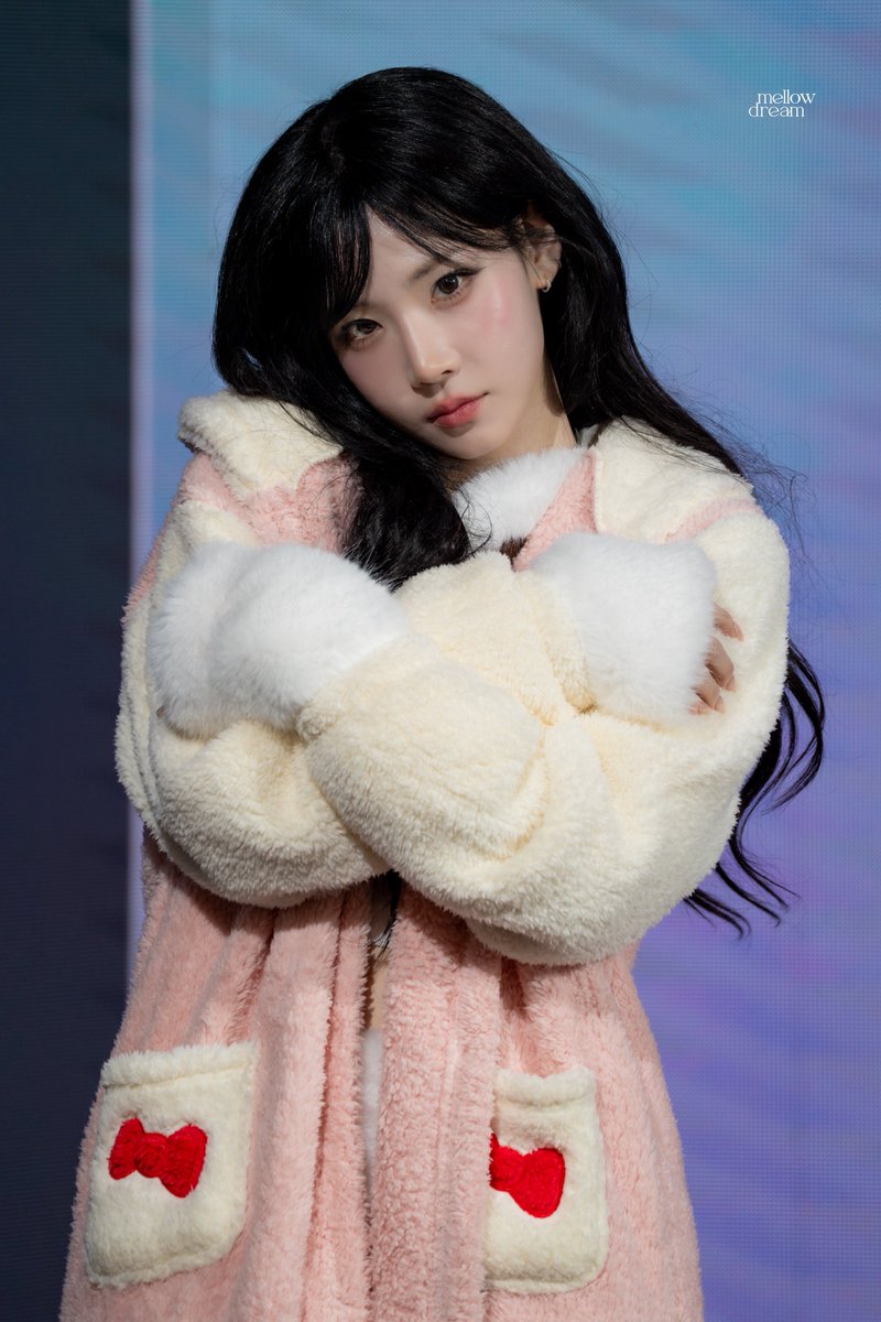 mellowdream1013's tweet image. 251130 김나경
애플뮤직 팬사인회

#tripleS #김나경 #NAKYOUNG
#트리플에스 #トリプルS
#나경 #ナギョン #金拏炅