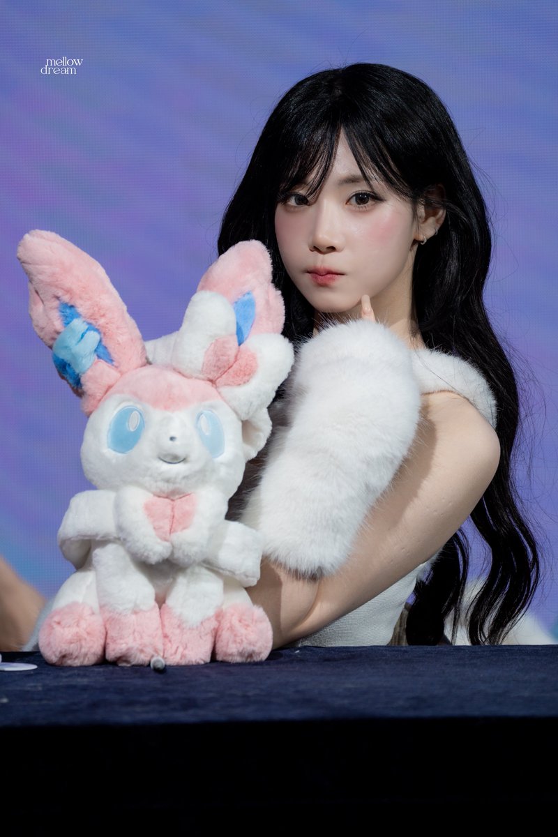 mellowdream1013's tweet image. 251130 김나경
애플뮤직 팬사인회

#tripleS #김나경 #NAKYOUNG
#트리플에스 #トリプルS
#나경 #ナギョン #金拏炅